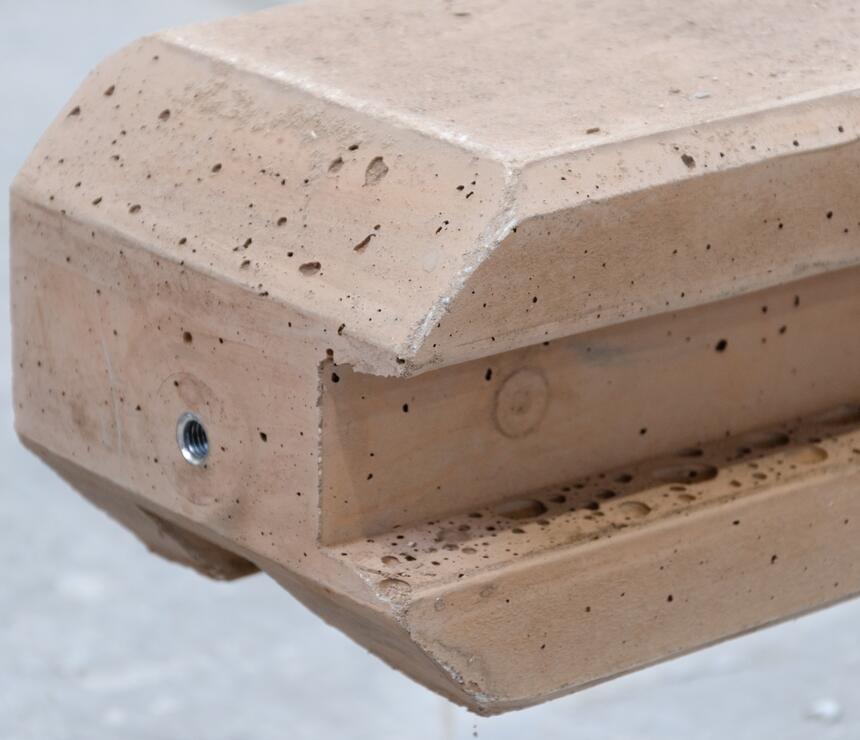 Detail rohového stĺpika, farba karamelová - foto č.8
