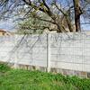 Betónový plot DEKOR jednostranný reliéf HAKLÍK farba natural - náhled č.5