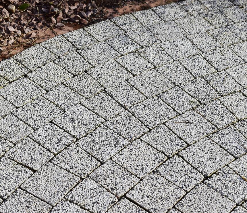 Betónová dlažba RUBELIT® farba Granada povrch vymývaný - foto č.5