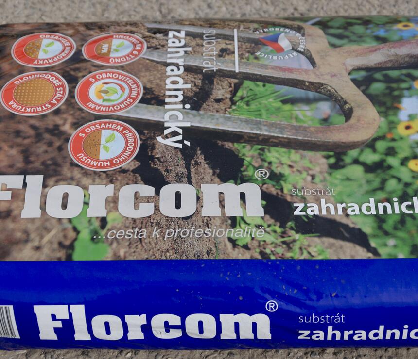 Florcom záhradnícky substrát 50 l - foto č.2