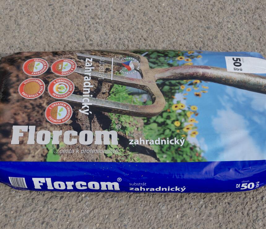 Florcom záhradnícky substrát 50 l - foto č.3