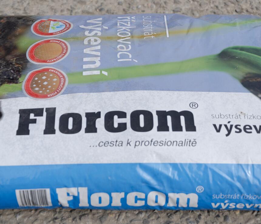 Florcom substrát výsevný a rezkovací 20 l - foto č.2