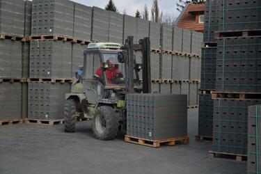 Stratené debnenie 15 cm – praktické riešenie pre menšie stavby